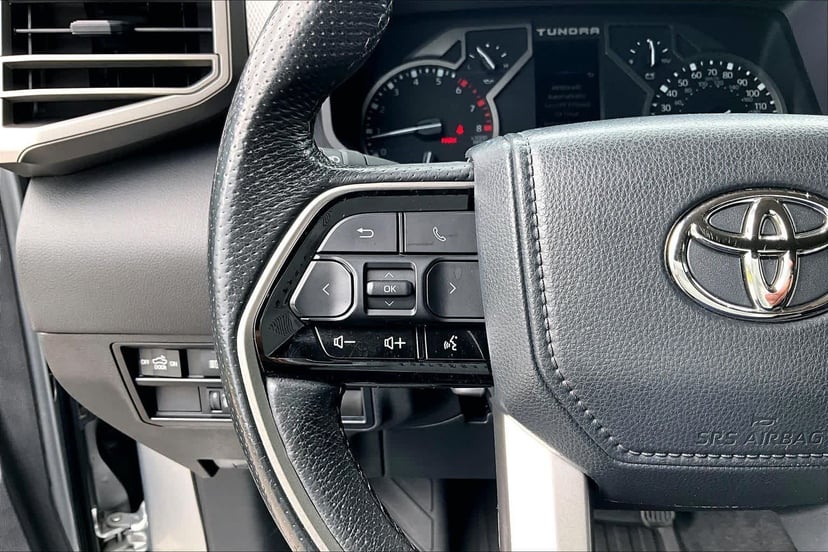 2022 Toyota Tundra - Image 23