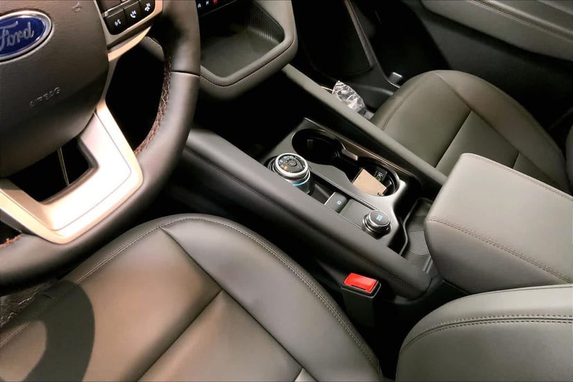 2026 Ford Explorer - Image 6