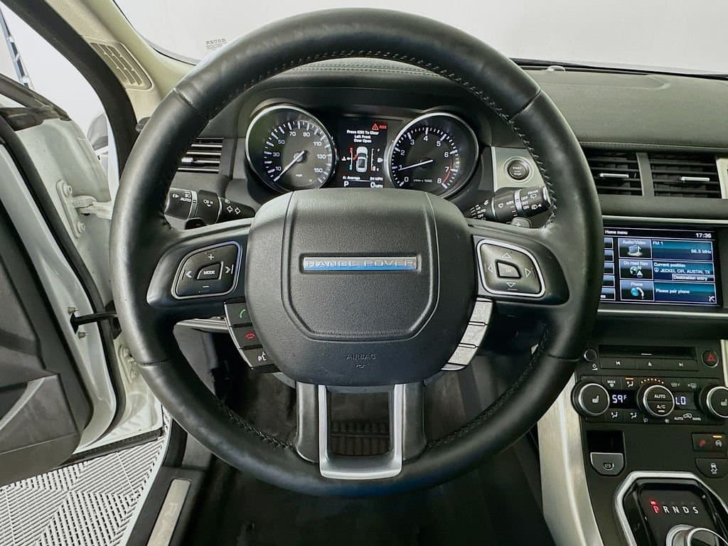 2015 Land Rover Range Rover Evoque - Image 11