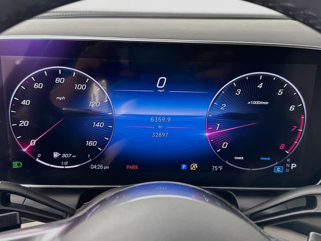 2024 Mercedes-Benz GLC - Image 12