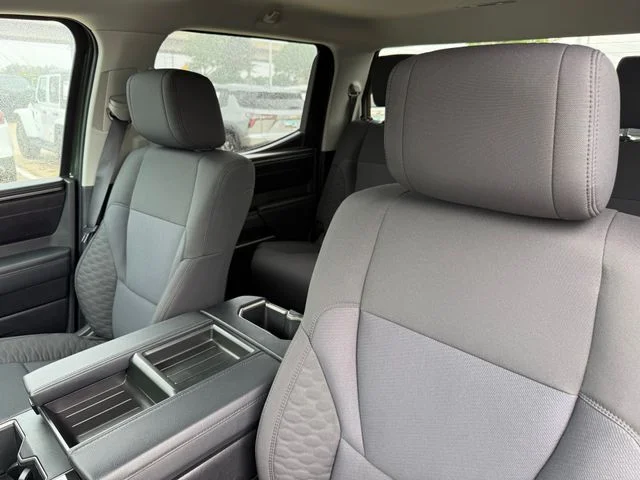 2023 Toyota Tundra - Image 14