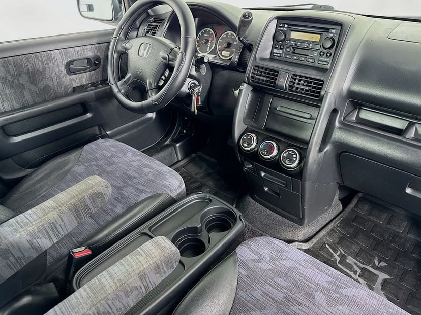 2003 Honda CR-V - Image 32