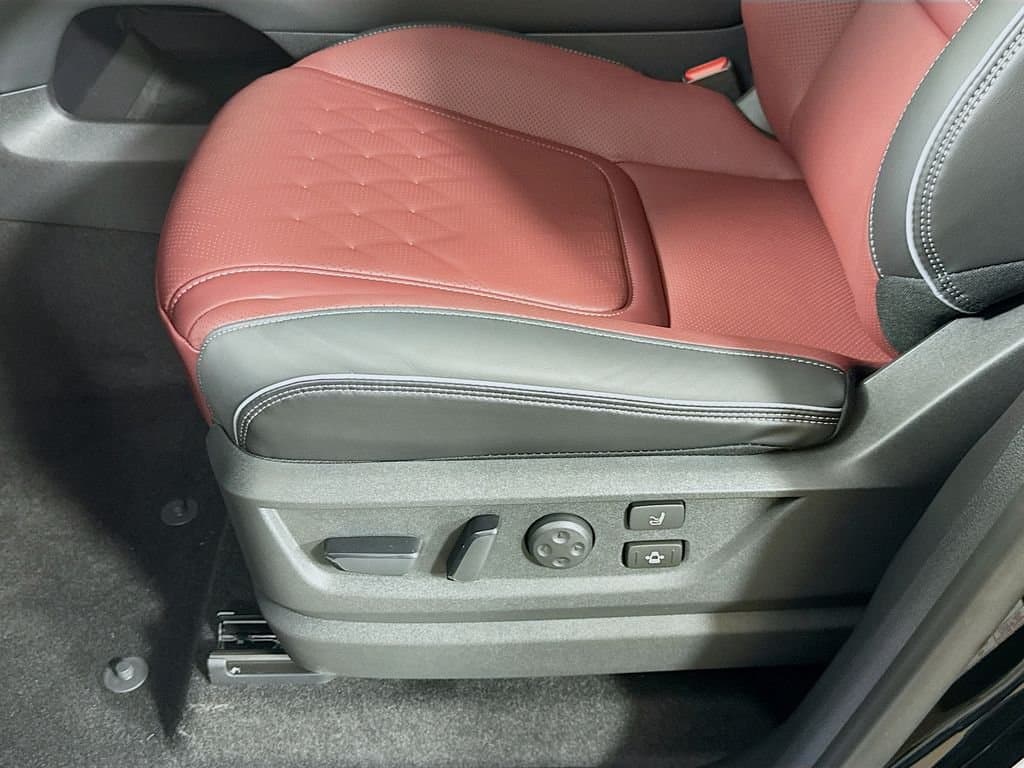 2026 INFINITI QX80 - Image 24