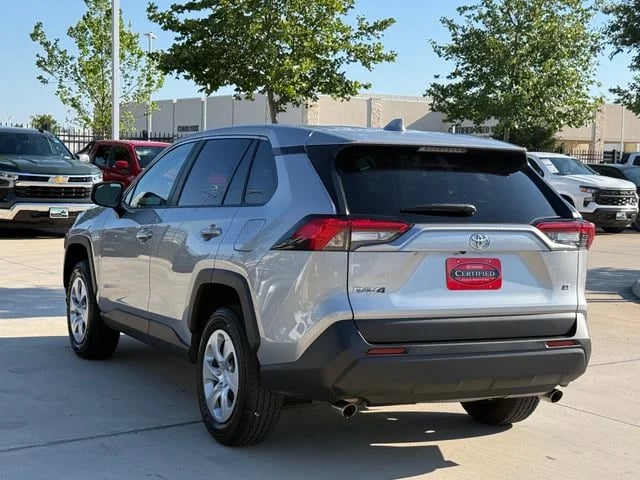 2025 Toyota RAV4 - Image 6