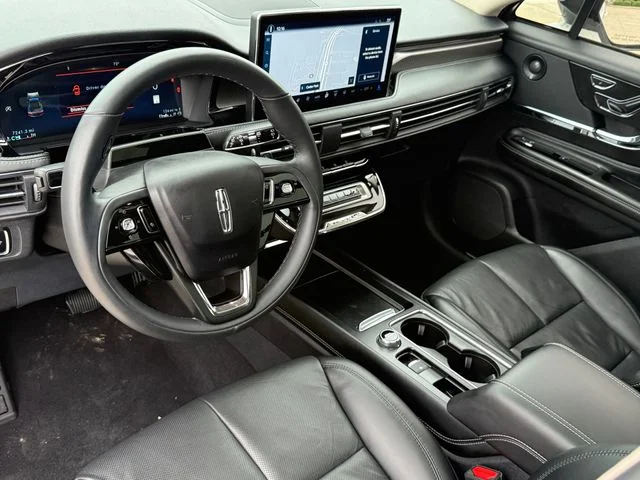 2023 Lincoln Corsair - Image 11