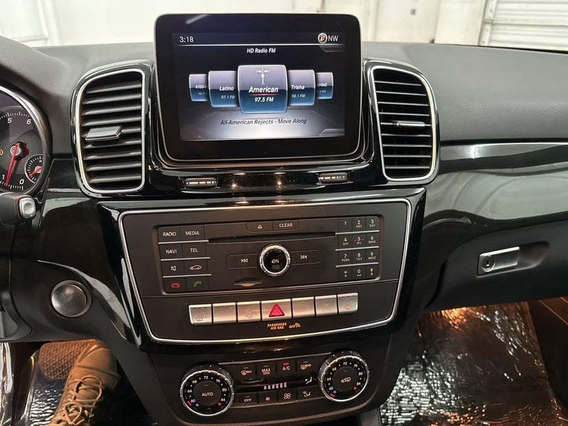 2017 Mercedes-Benz GLE - Image 13