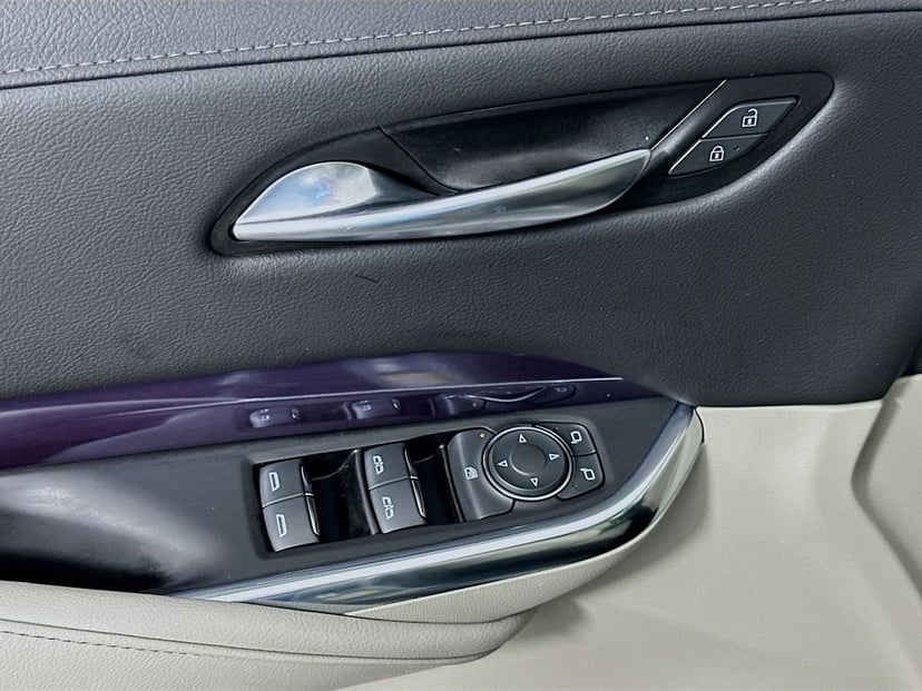 2023 Cadillac XT4 - Image 17