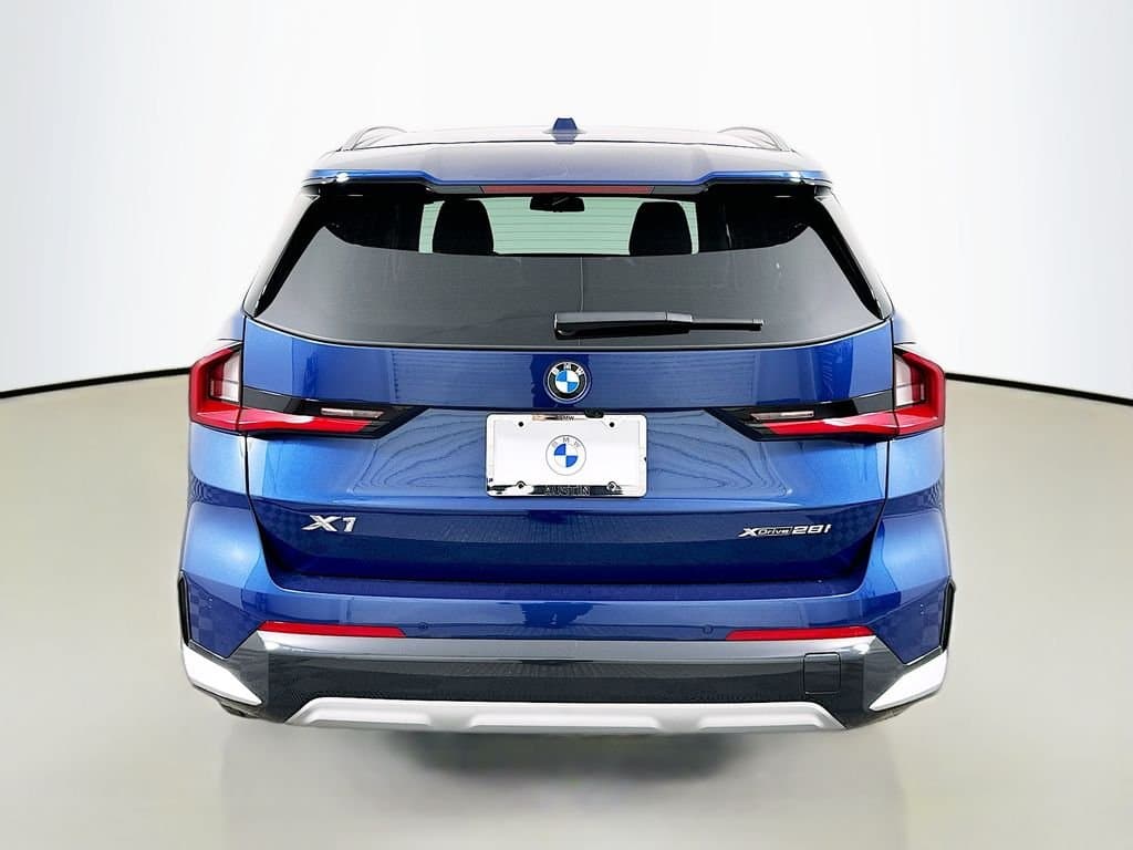 2025 BMW X1 - Image 6