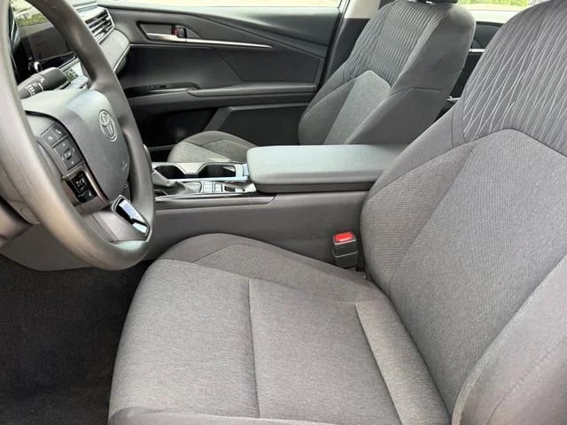 2026 Toyota Camry - Image 10