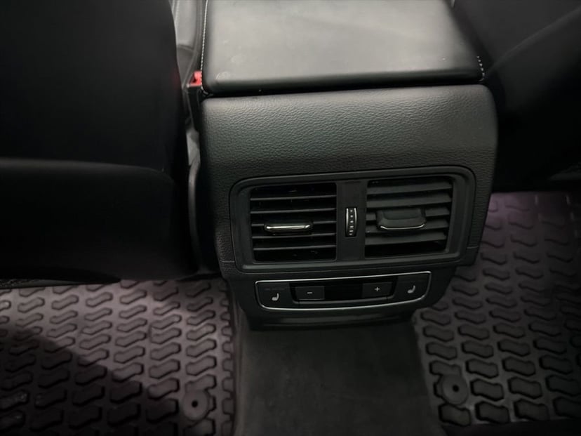 2020 Audi SQ5 - Image 23