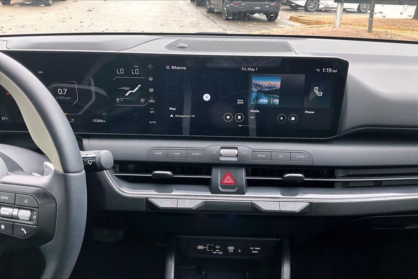 2025 Kia K4 - Image 7