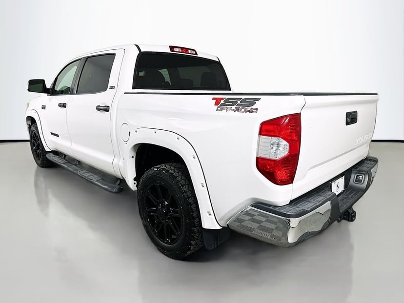2018 Toyota Tundra - Image 7