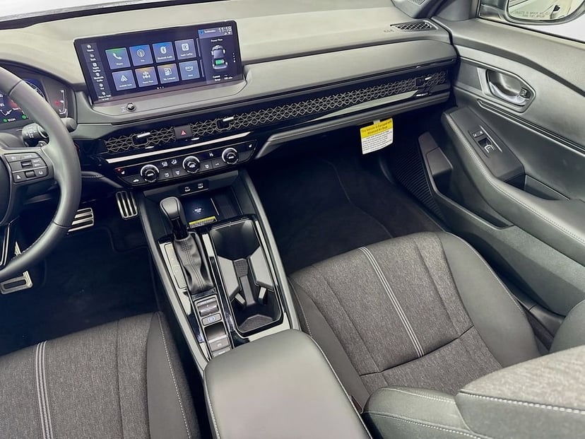 2025 Honda Accord Hybrid - Image 29