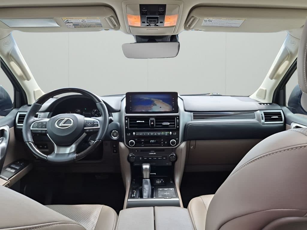 2022 Lexus GX - Image 23
