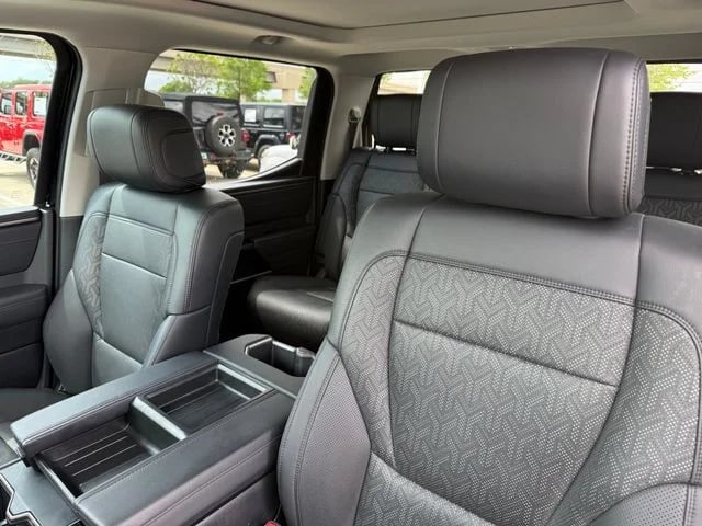 2023 Toyota Tundra Hybrid - Image 14