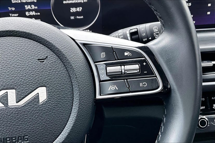 2024 Kia Seltos - Image 25