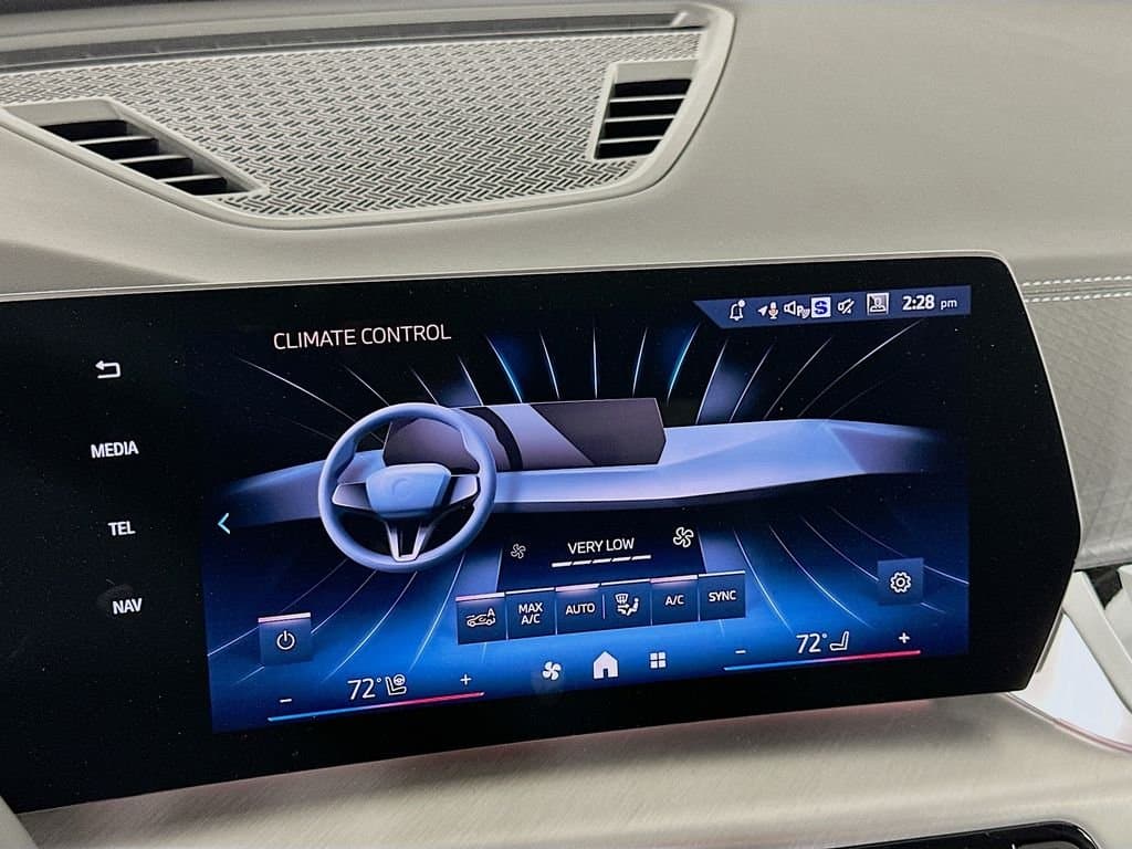 2026 BMW X2 - Image 14