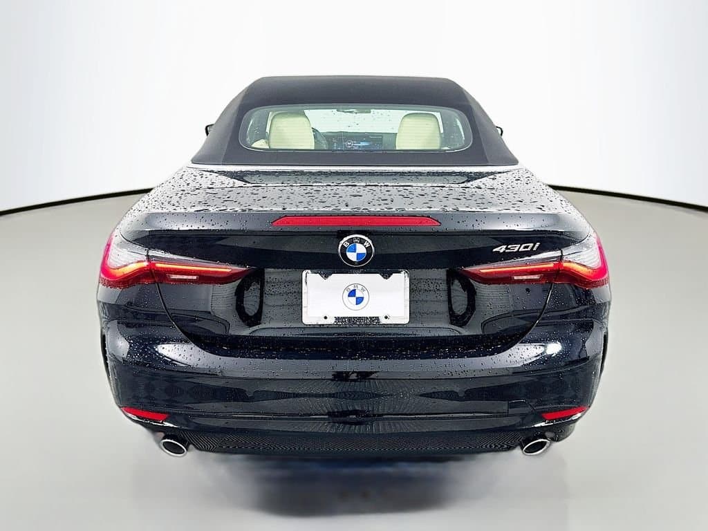 2025 BMW 4 Series - Image 6