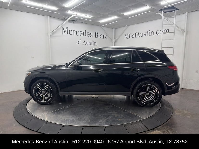 2026 Mercedes-Benz GLC - Image 4