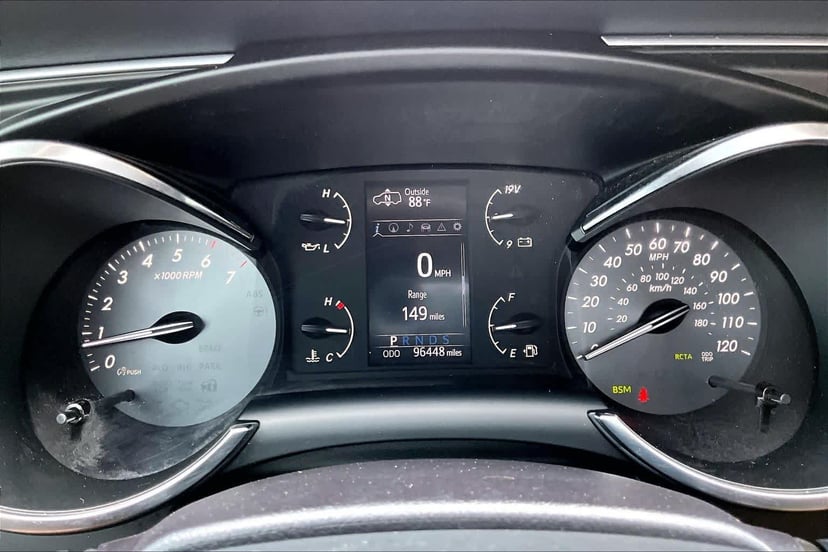 2019 Toyota Sequoia - Image 26