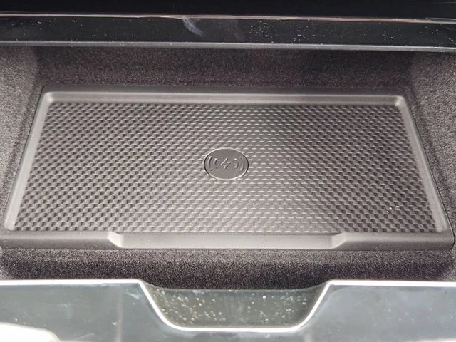 2025 Land Rover Range Rover Sport - Image 18