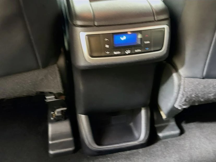 2014 Toyota Highlander - Image 28
