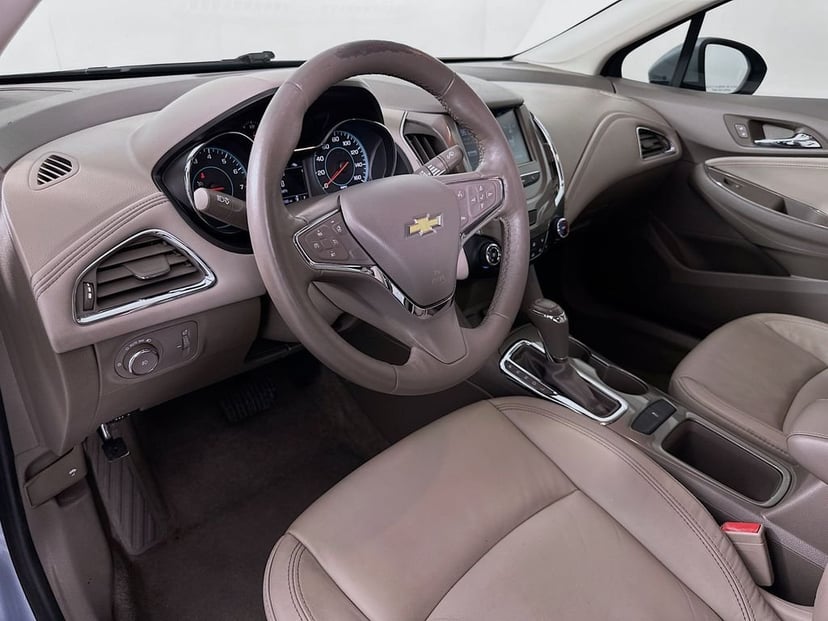 2017 Chevrolet Cruze - Image 9