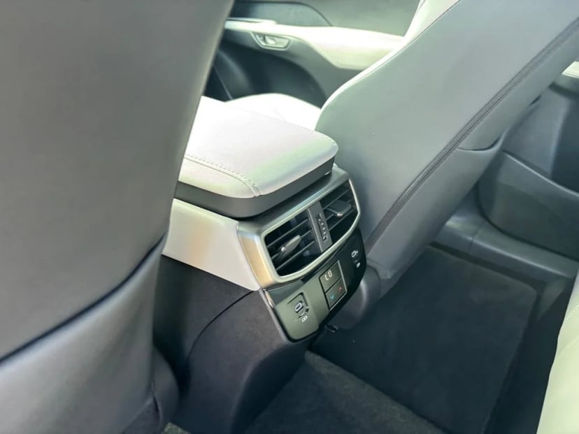 2024 Lexus RX - Image 26