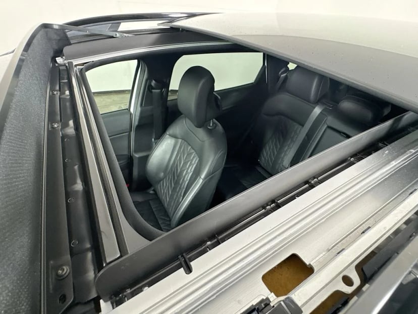 2023 Kia Sportage - Image 25
