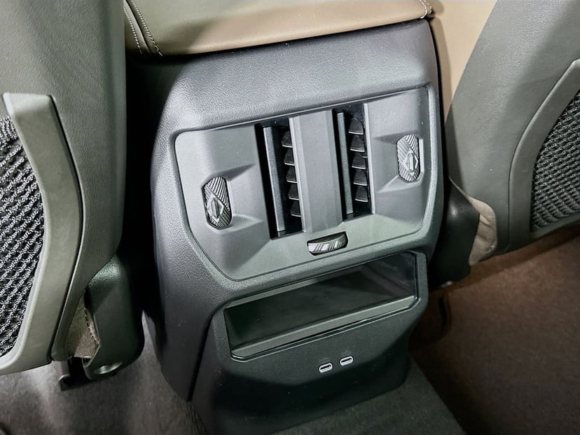 2025 BMW X3 - Image 18