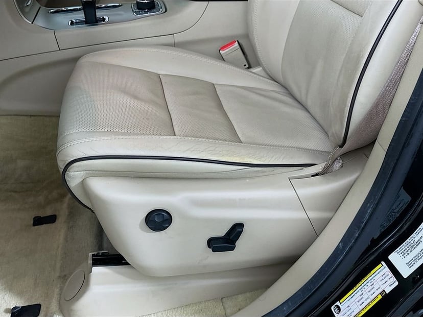 2014 Jeep Grand Cherokee - Image 20