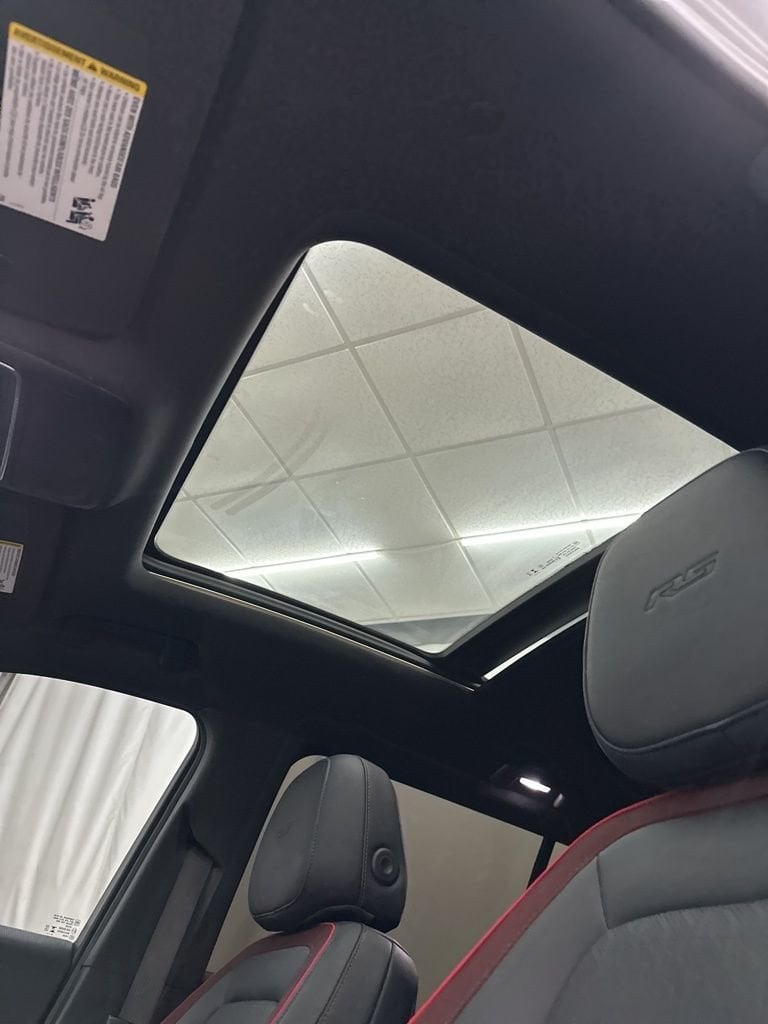 2025 Chevrolet Equinox - Image 18