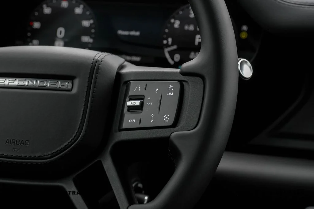 2026 Land Rover Defender 110 - Image 19