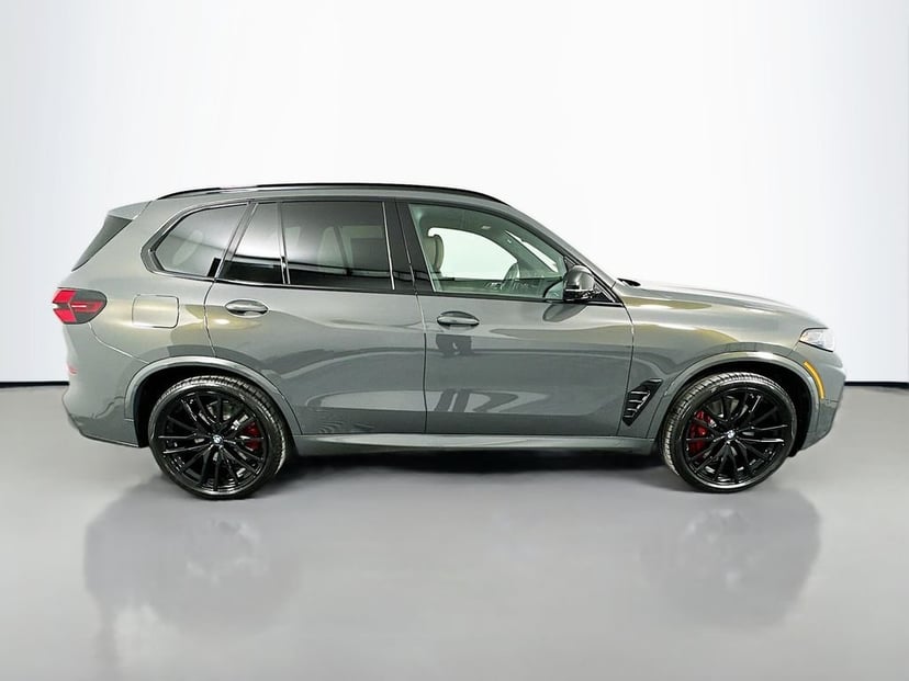 2026 BMW X5 - Image 4