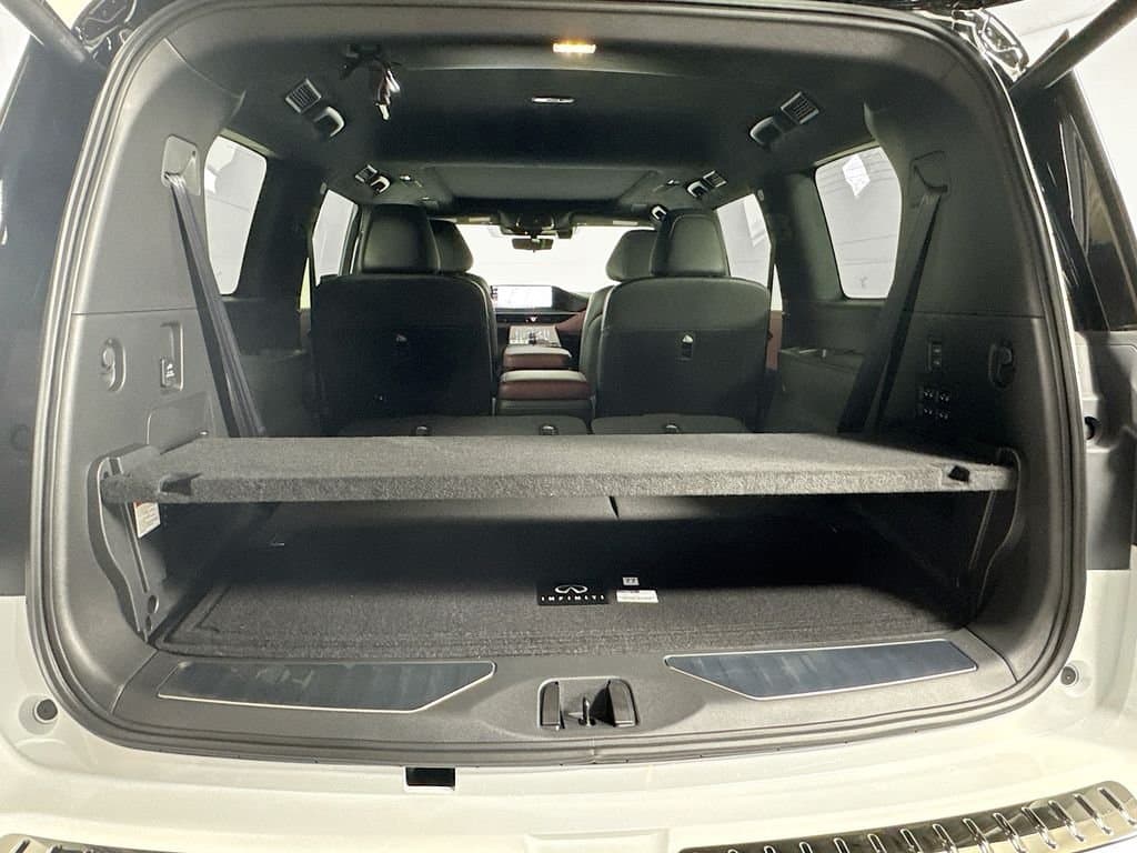 2026 INFINITI QX80 - Image 32