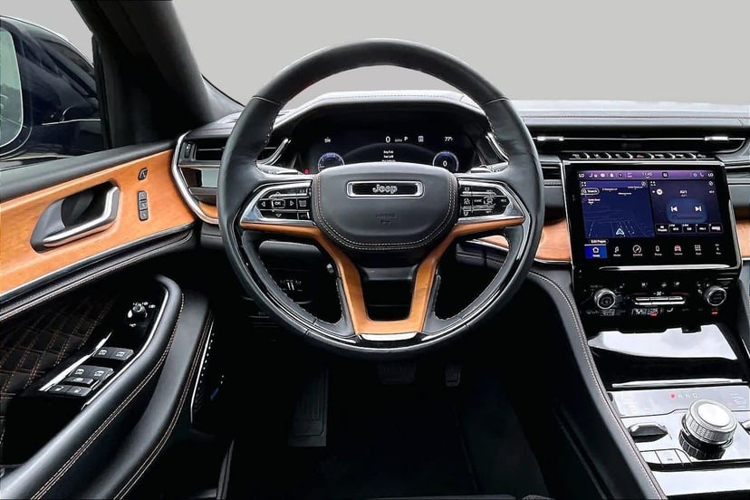 2025 Jeep Grand Cherokee L - Image 6