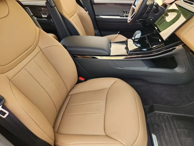 2026 Land Rover Range Rover Sport - Image 14