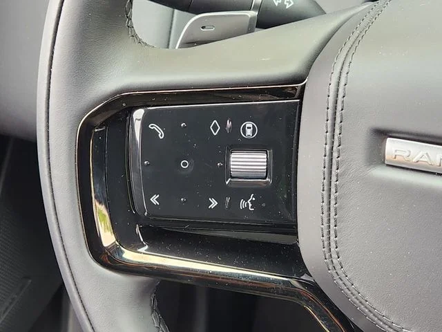 2026 Land Rover Range Rover Velar - Image 27