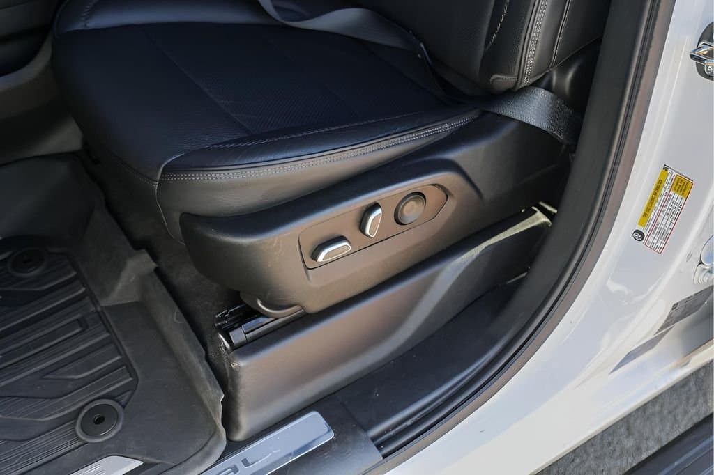 2022 GMC Sierra 1500 - Image 11