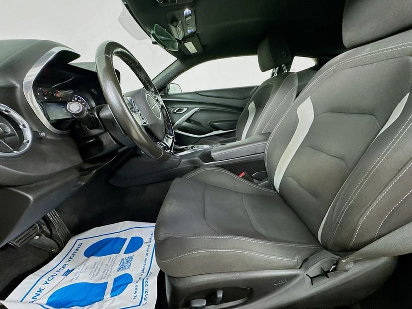 2019 Chevrolet Camaro - Image 26