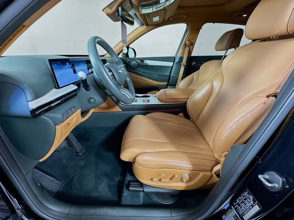 2025 GENESIS GV80 - Image 25