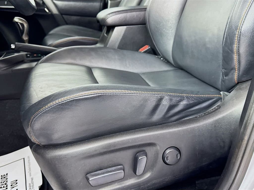 2016 TOYOTA RAV4 - Image 24