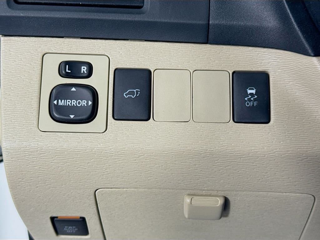 2009 TOYOTA Venza - Image 12