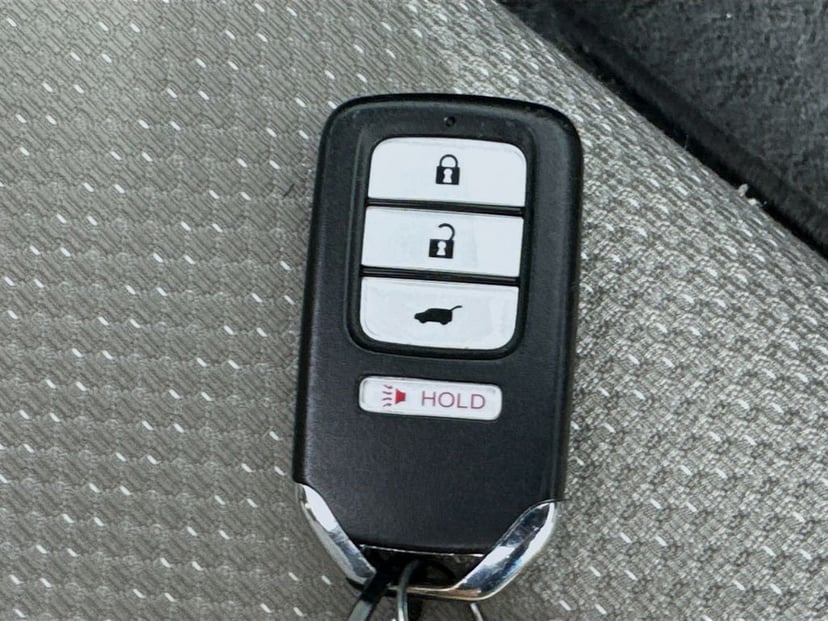 2018 Honda HR-V - Image 38