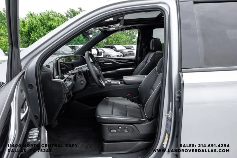 2023 Cadillac Escalade - Image 40