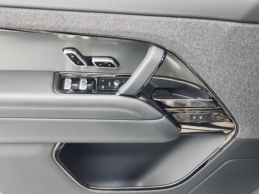 2024 Land Rover Range Rover Sport - Image 23