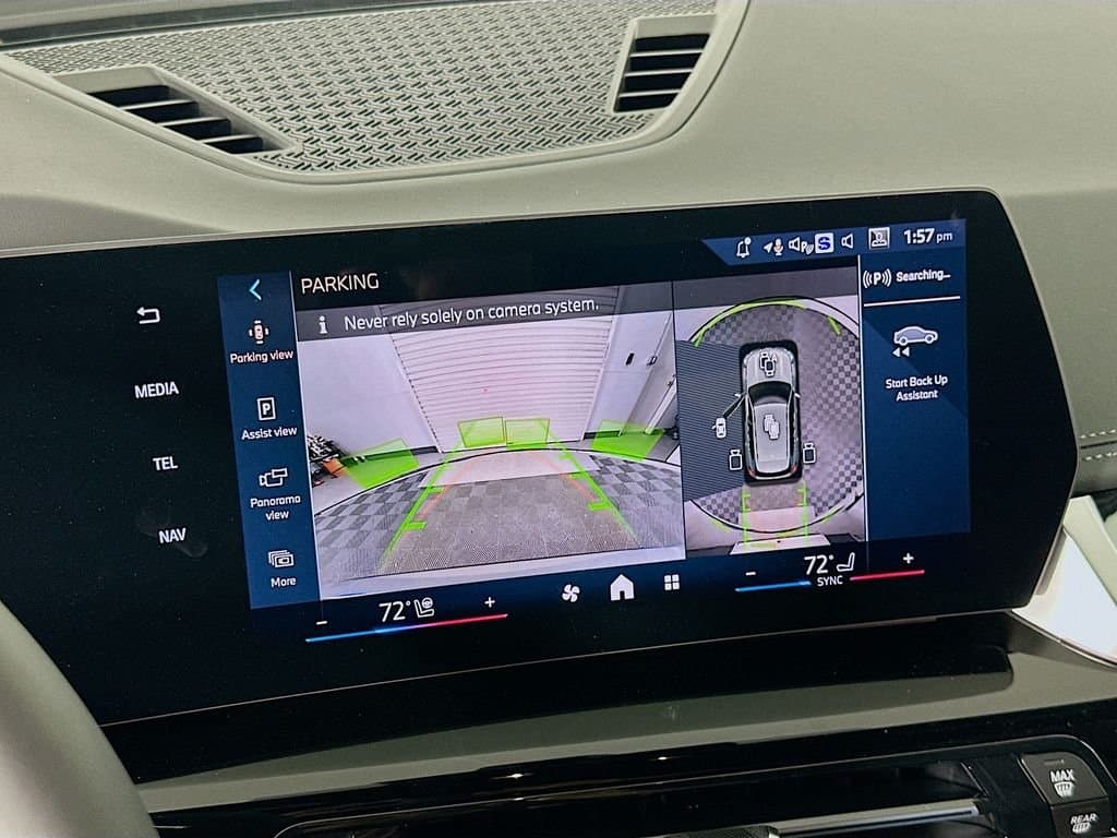 2025 BMW X1 - Image 13