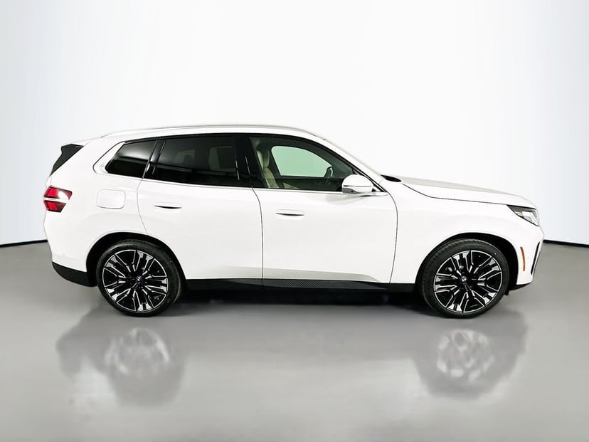 2026 BMW X3 - Image 4