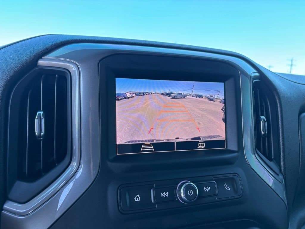 2024 Chevrolet Silverado 2500HD - Image 17