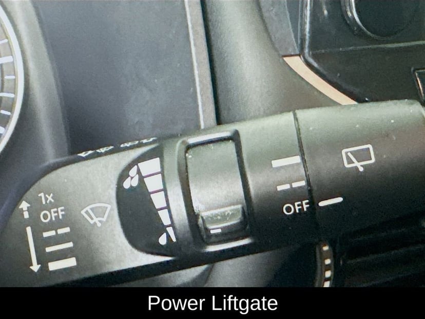 2023 Nissan Rogue - Image 15